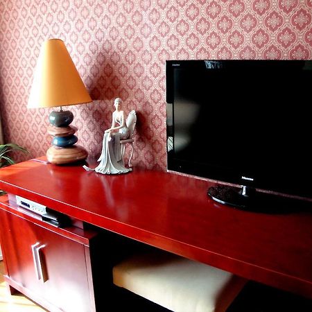 Overseas Chinese International Hotel ชิงเต่า ภายนอก รูปภาพ
