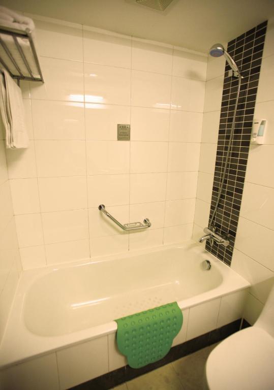 Overseas Chinese International Hotel ชิงเต่า ห้อง รูปภาพ